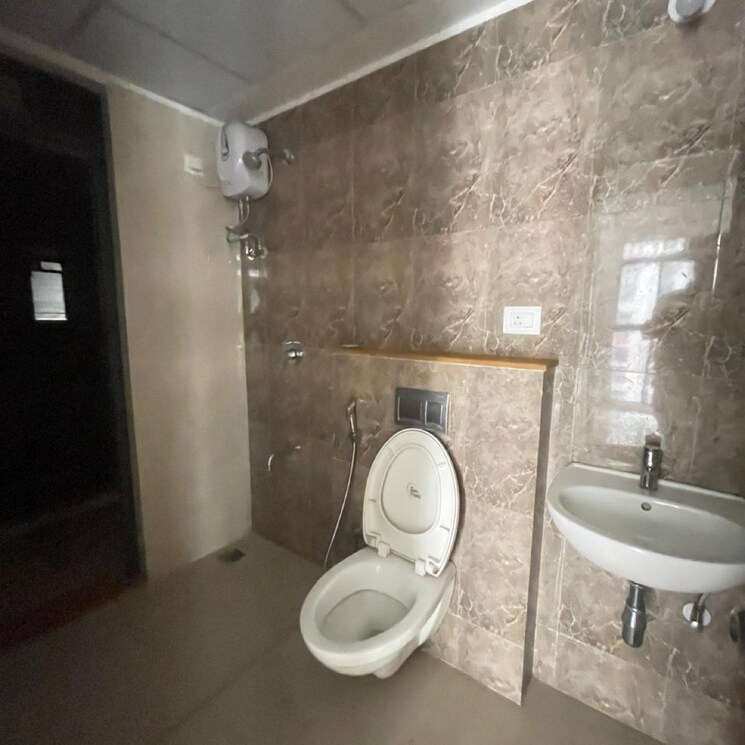 Bathroom, lodha-downtown 1 Bedroom 447 Sq.Ft. Apartment In Taloja Bypass Road Thane 8911049