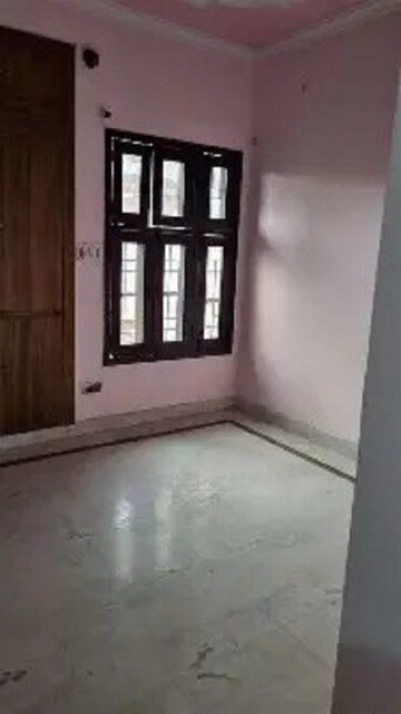 Bedroom in 2 BHK Apartment at Beliaghata – for Rent