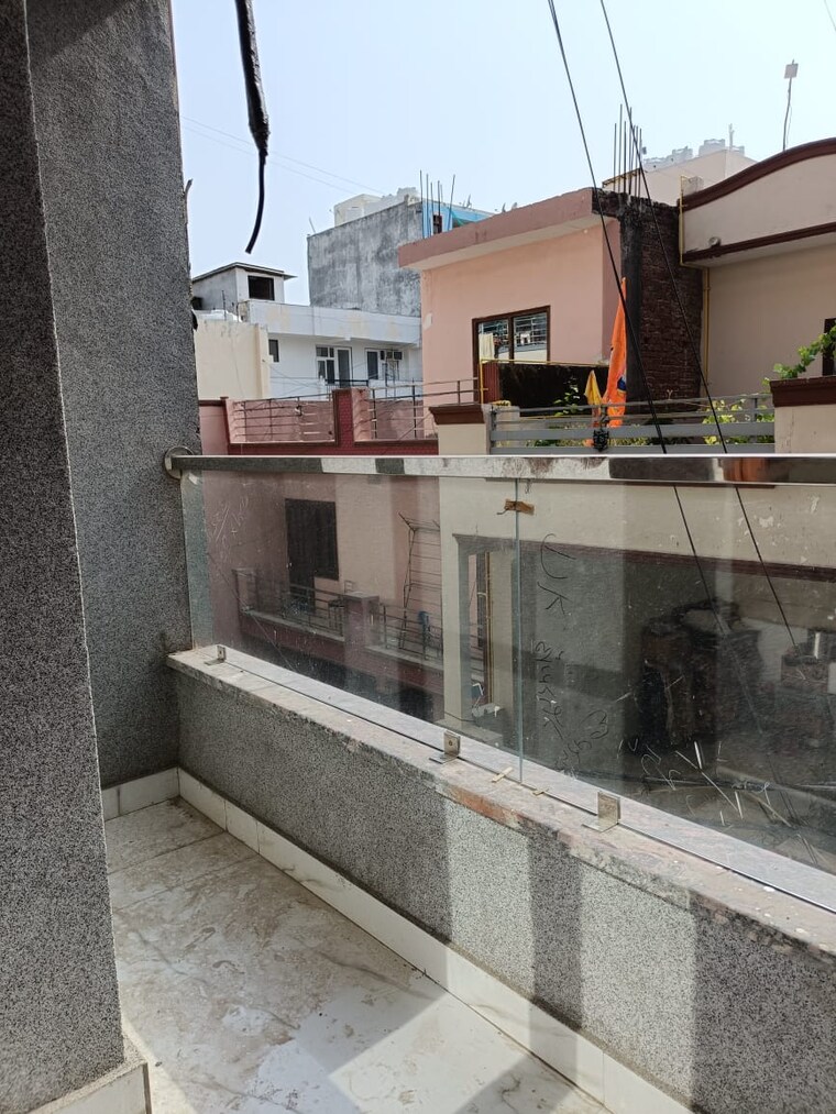 Kitchen, chattarpur 1 Bedroom 50 Sq.Yd. Builder Floor In Chattarpur Delhi 8911063