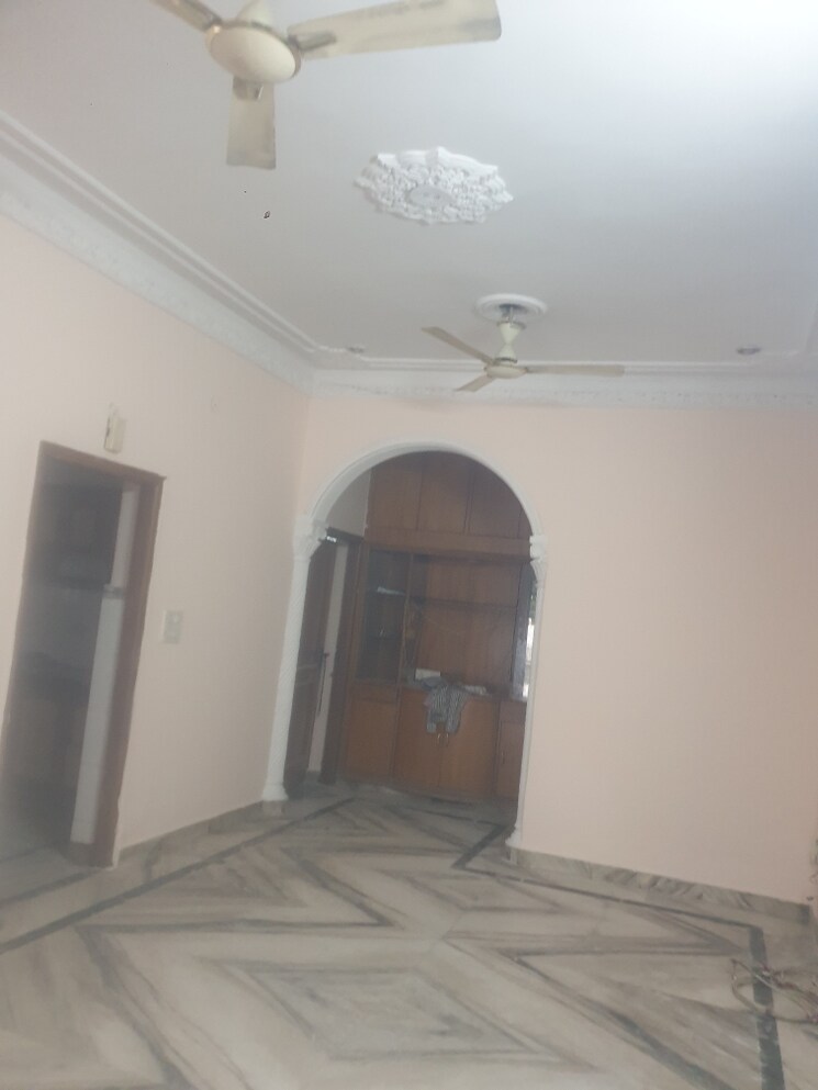 undefined, sector 19 3 Bedroom 2250 Sq.Ft. Independent House In Sector 19 Faridabad 8911078