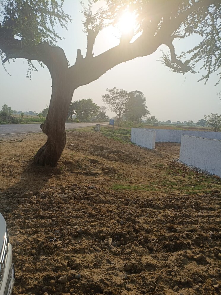 undefined, gaur-yamuna-city  100 Sq.Yd. Plot In Gaur Yamuna City Greater Noida 8911085