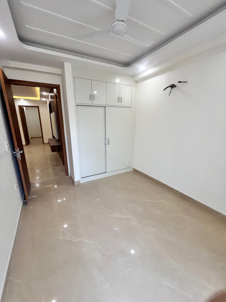 Room, chattarpur 2 Bedroom 80 Sq.Yd. Builder Floor In Chattarpur Delhi 8911091