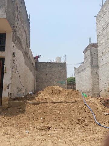  Plot – Exterior View View at Bhondsi - for Sale
