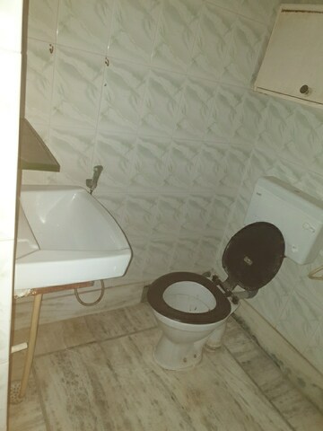 Bathroom in 3 BHK Independent House at Sector 16 – for Rent