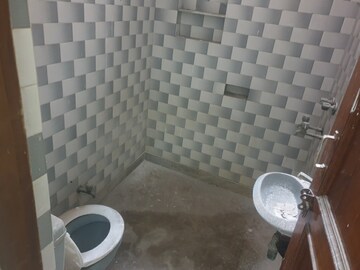 Bathroom in 3 BHK Independent House at Sector 16 – for Rent