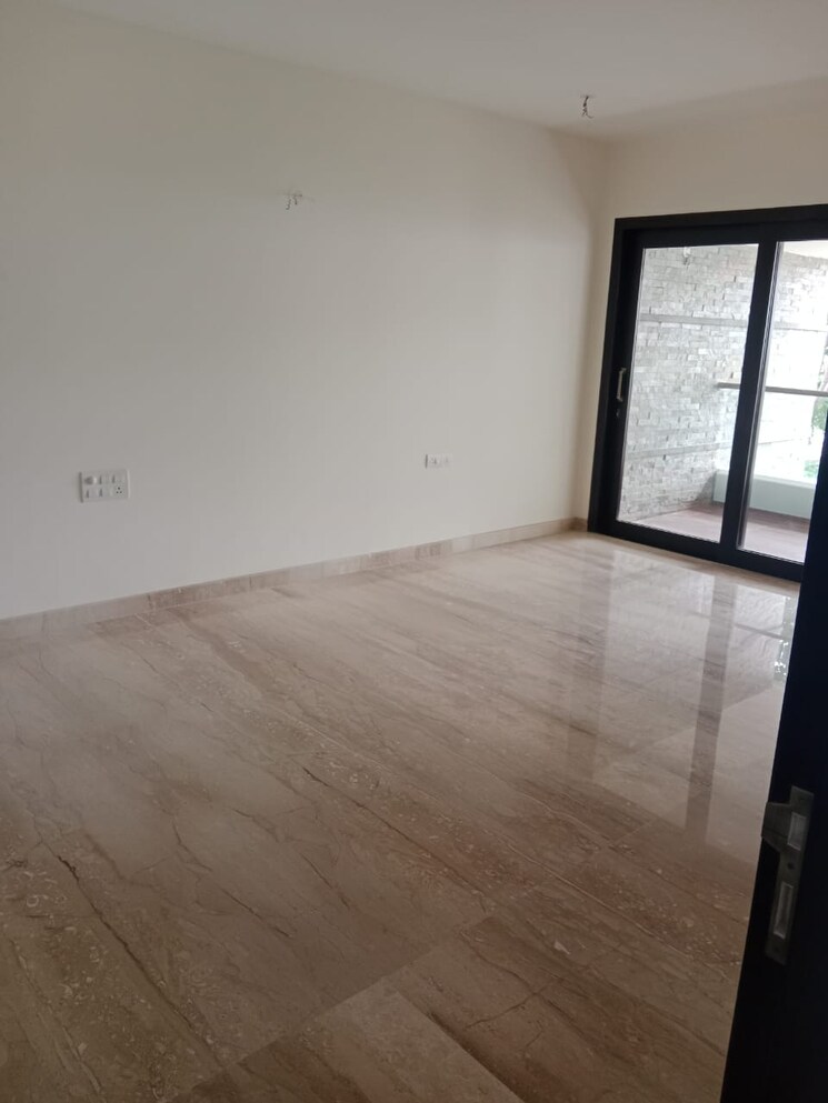 Room, embassy-grove 4 Bedroom 6270 Sq.Ft. Apartment In Kodihalli Bangalore 8911123