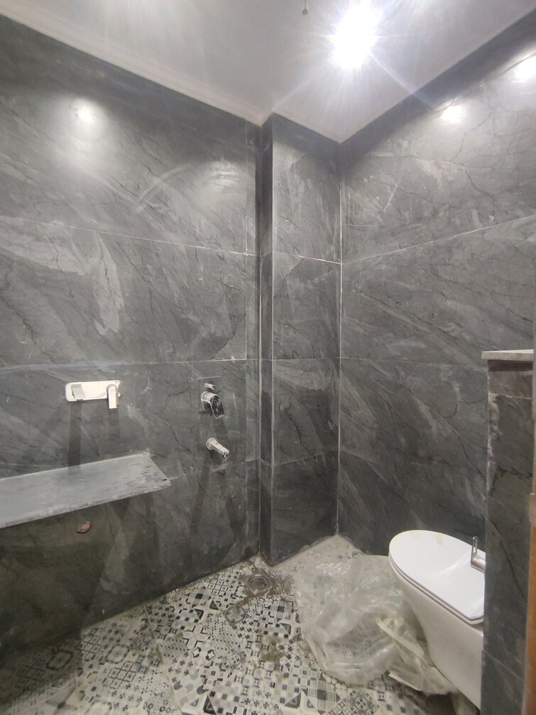 Cover Image, chattarpur 3 Bedroom 1100 Sq.Ft. Builder Floor In Chattarpur Delhi 8911109