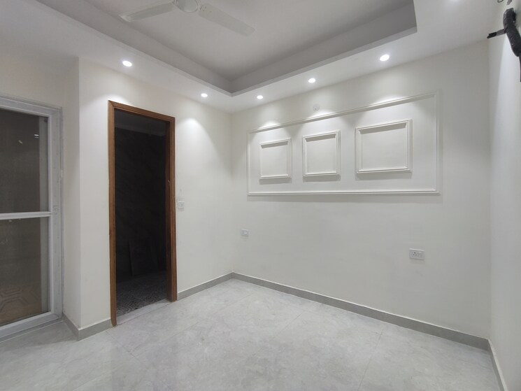 Room, chattarpur 3 Bedroom 1100 Sq.Ft. Builder Floor In Chattarpur Delhi 8911109