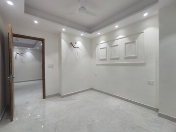Room in 3 BHK Builder Floor at Chattarpur – for Sale