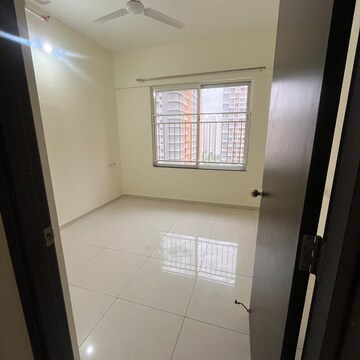 Room in 2 BHK Apartment at Kolte Patil Life Republic, Marunji – for Rent
