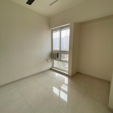 Room in 2 BHK Apartment at Lodha Crown Taloja Quality Homes, Taloja Bypass Road – for Rent