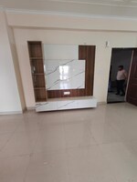 2 BHK + Pooja Room 1300 Sq.Yd. Builder Floor in Gomtingar 