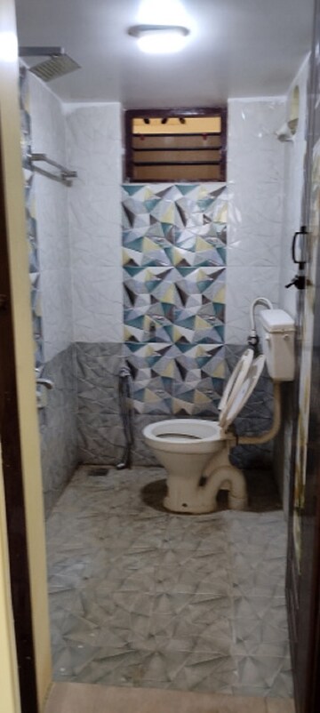 Bathroom in 1 BHK Apartment at Salt Lake City – for Rent