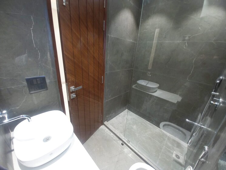 Master Bedroom, safdarjung enclave 3 Bedroom 1350 Sq.Ft. Builder Floor In Safdarjung Enclave Delhi 8911234