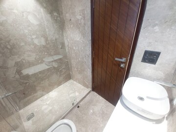 Bathroom in 3 BHK Builder Floor at Safdarjung Enclave – for Sale