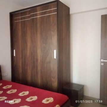 Bedroom in 4 BHK Apartment at Vesu – for Rent
