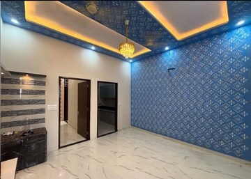 Room in 3 BHK Builder Floor at Sector 33 – for Rent