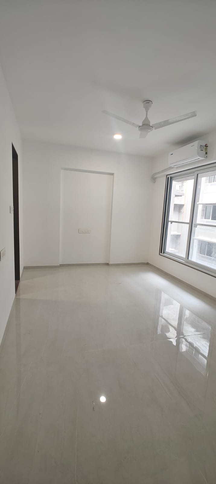 2 BHK Apartment For Sale in Acharat Baug