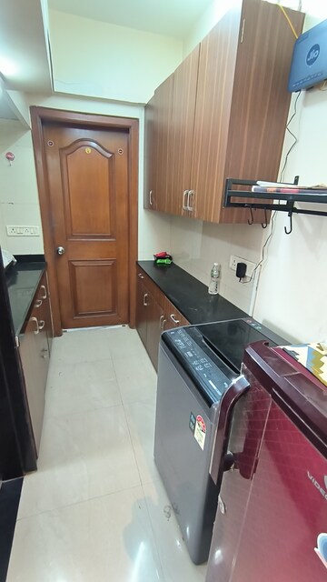 Furnished Amenities in 2 BHK Apartment at Poonam Apartments Worli, Worli – for Rent