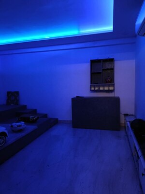 Bedroom in 4 BHK Builder Floor at SS Southend Floors, South City 2 – for Sale