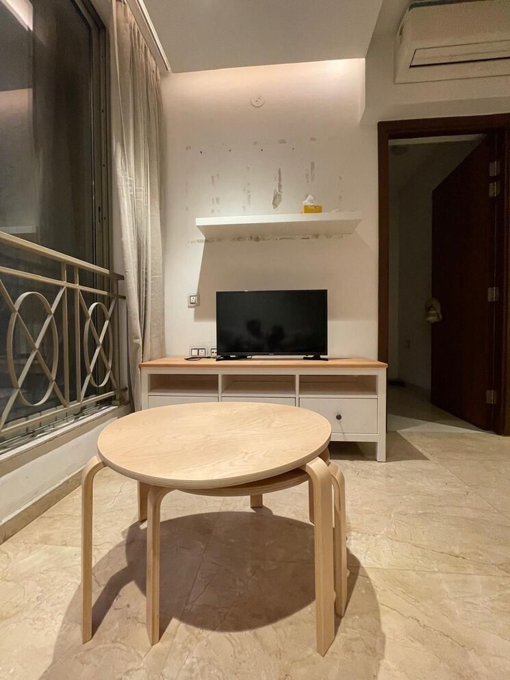 Living Room, one-hiranandani-park 2 Bedroom 750 Sq.Ft. Apartment In Ghodbunder Road Thane 8911315