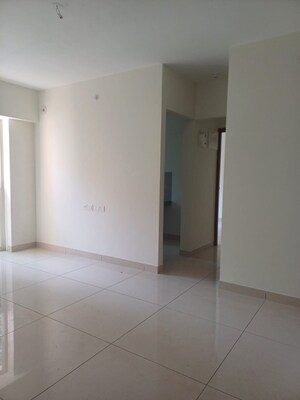 Building Lobby in 1 BHK Apartment at Shapoorji Pallonji Siennaa, Kandivali East – for Sale