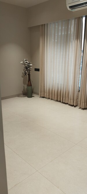 Room in 4 BHK Apartment at Kalpvruksh Meadows, Paldi – for Sale