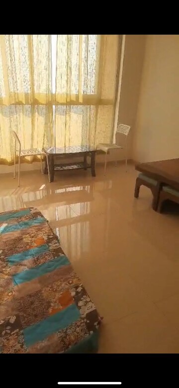 Room in 1 BHK Apartment at Hiranandani Fortune City, New Panvel – for Rent