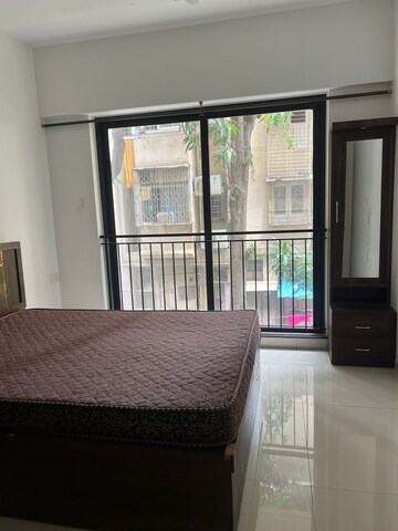 Bedroom in 2 BHK Apartment at Kalpataru Imperia, Santacruz West – for Rent