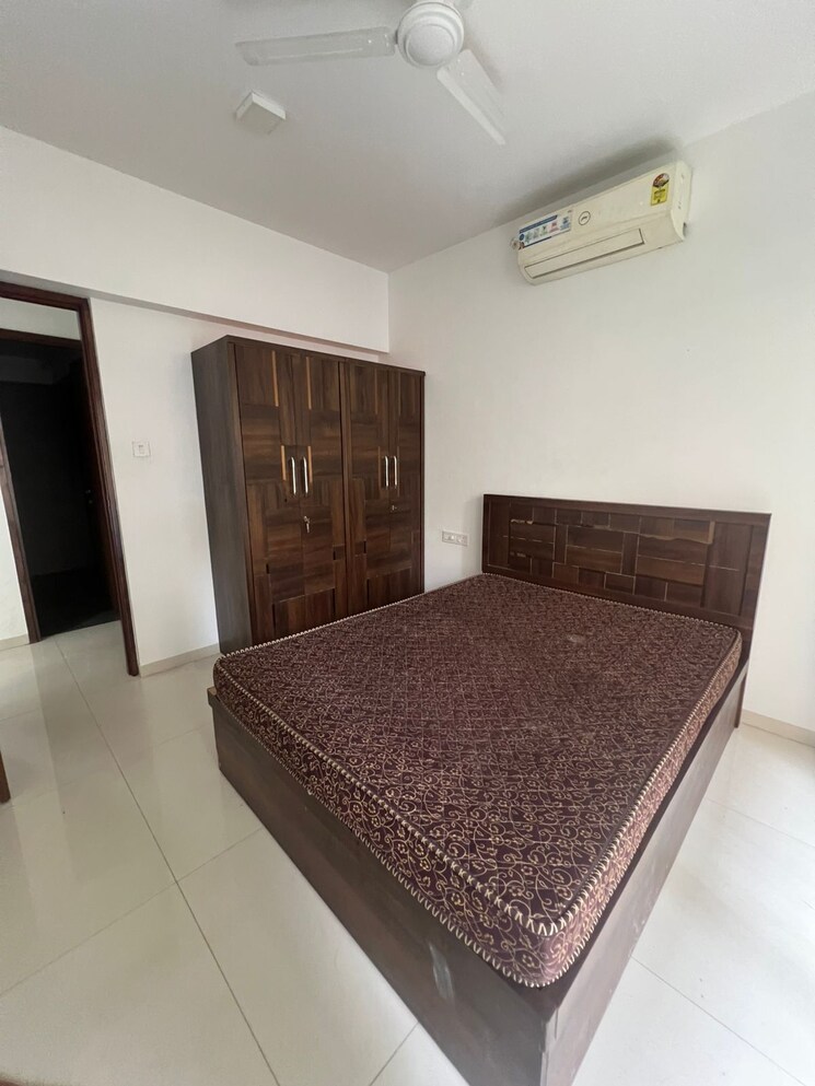 Bedroom, kalpataru-imperia 2 Bedroom 820 Sq.Ft. Apartment In Santacruz West Mumbai 8911377