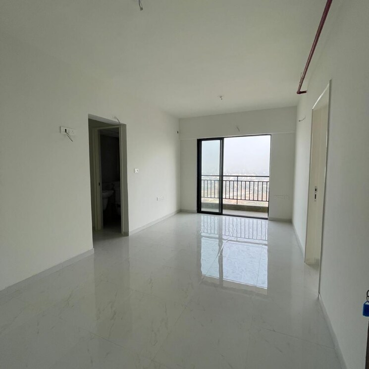 Room, runwal-gardens-phase-i 1 Bedroom 470 Sq.Ft. Apartment In Kalyan Shilphata Road Thane 8911390