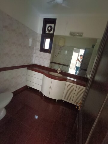 Master Bedroom in 3 BHK Builder Floor at Greater Kailash I – for Rent