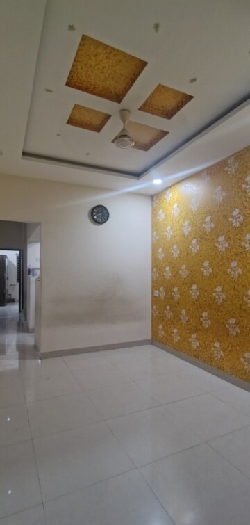 1 BHK Apartment For Rent in Kanadia Road