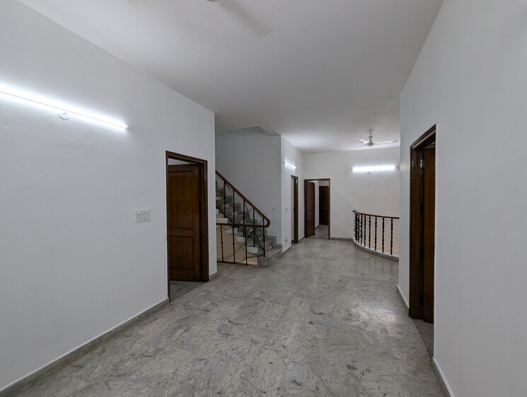 Room, slf-anushree 3 Bedroom 1670 Sq.Ft. Apartment In Sector 75 Faridabad 8911413