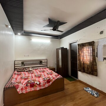 1 RK Builder Floor For Rent in YK Homes, Sector 42