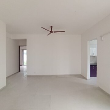 Room in 4 BHK Villa at Vatika Signature Villas, Sector 82 – for Rent