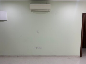 Room in 4 BHK Apartment at DSR Fortune Prime, Madhapur – for Rent