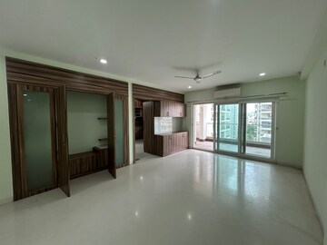 Room in 4 BHK Apartment at DSR Fortune Prime, Madhapur – for Rent