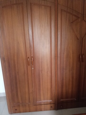 Furnished Amenities in 3 BHK Apartment at Bhatia Dahisar Sumati CHS, Dahisar West – for Rent