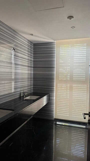 Bathroom in 6 BHK Apartment at Embassy Boulevard, Yelahanka – for Rent