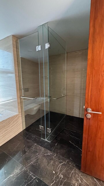 Bathroom in 6 BHK Apartment at Embassy Boulevard, Yelahanka – for Rent