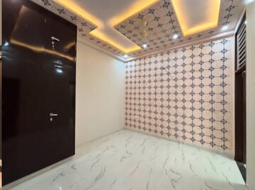 Kitchen in 3 BHK Builder Floor at Sector 37 – for Rent