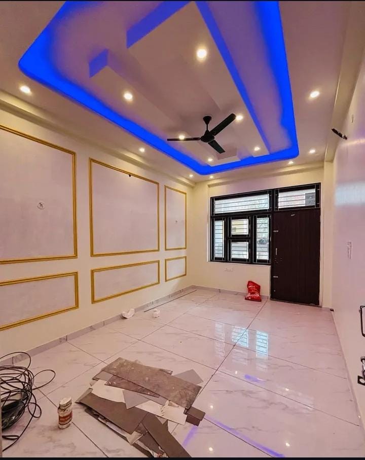 3 BHK + Pooja Room,Extra Room Builder Floor For Sale in Building Floor 