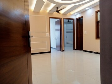 Building Lobby in 3 BHK Builder Floor at Mahavir Enclave 1 – for Rent