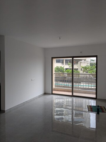 Room in 3 BHK Apartment at Goel Ganga New Town, Dhanori – for Rent