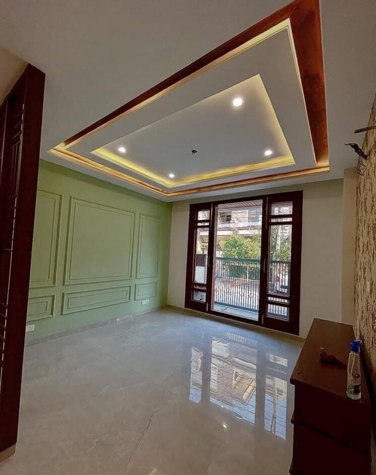 Room, sector 33 4 Bedroom 3150 Sq.Ft. Builder Floor In Sector 33 Faridabad 8911597