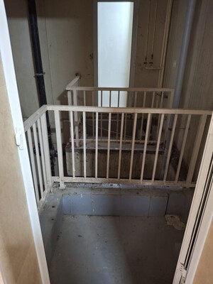 Balcony in 1.5 BHK Apartment at Shapoorji Pallonji Siennaa, Kandivali East – for Sale