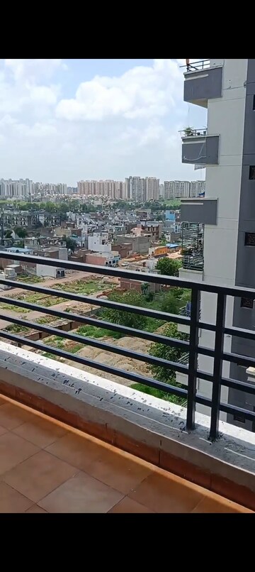 Balcony in 1 BHK Apartment at Amolik Heights, Sector 88 – for Rent