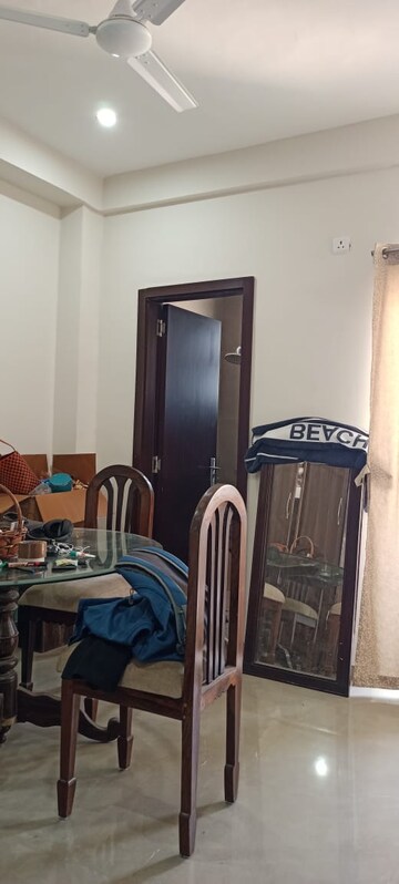 Gym in 2 BHK Builder Floor at Sector 52 – for Rent