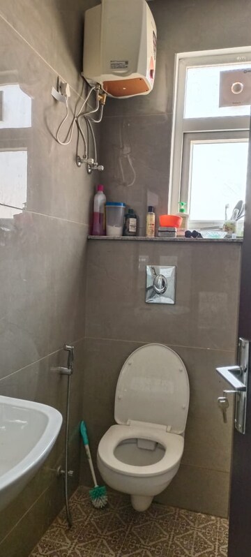 Bathroom in 2 BHK Builder Floor at Sector 52 – for Rent